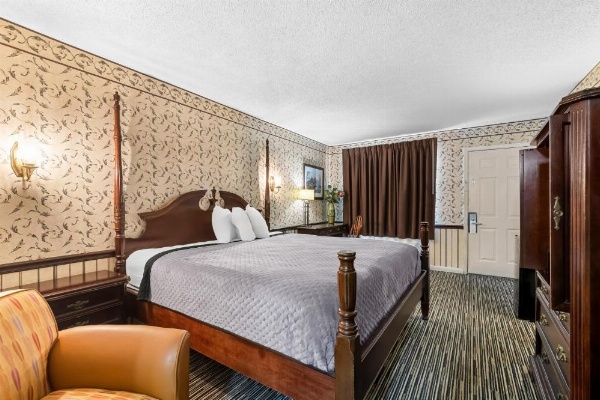 Americas Best Value Inn - Athens image 12