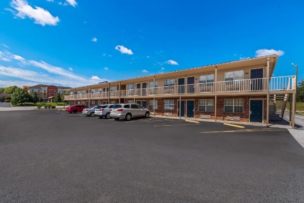 Americas Best Value Inn - Athens image 19