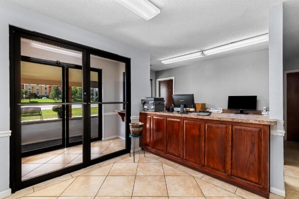 Americas Best Value Inn - Athens image 26